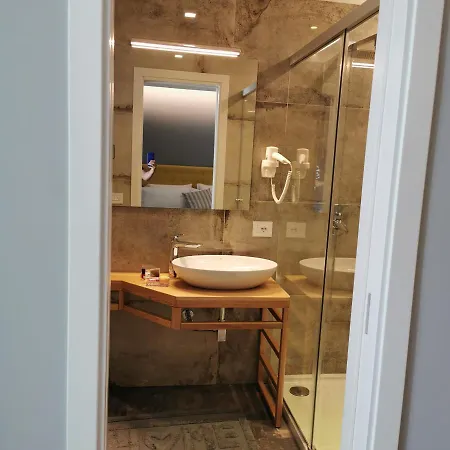 J Luxury Апартаменты *