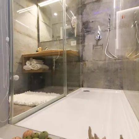 J Luxury Апартаменты *