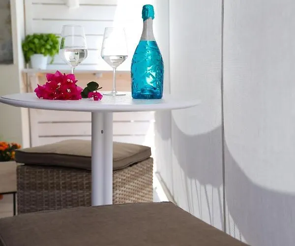 J Luxury Apartamento *