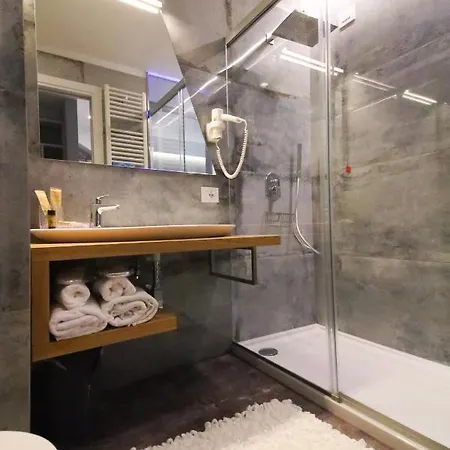 J Luxury Lejlighed *