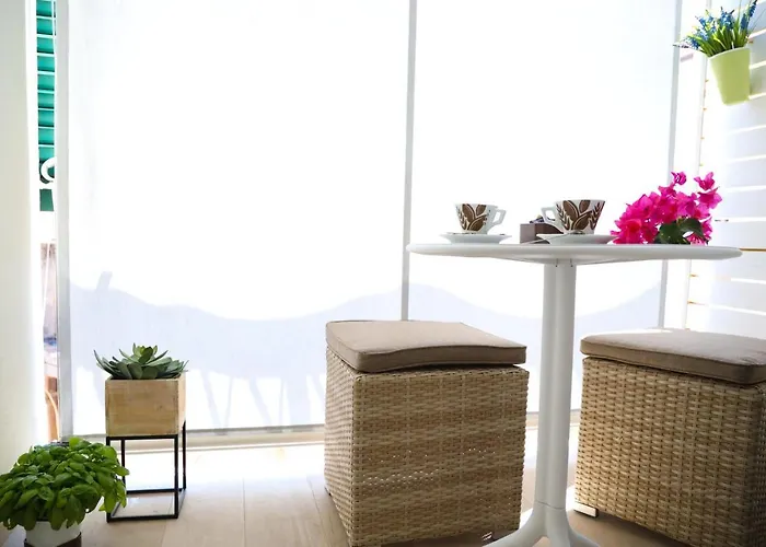 J Luxury Apartamento Tropea